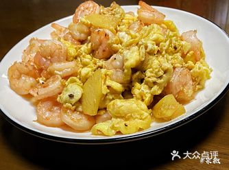 今年春节着实不易，好在采购很多东西  虾仁炒鸡蛋