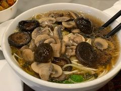 -功德林(南京西路店)