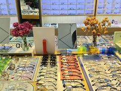 -天空之镜眼镜店蔡司依视路配镜授权零售店(望京颐堤港店)