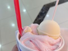 草莓芝士-DQ·蛋糕·冰淇淋(红旗街万达店)
