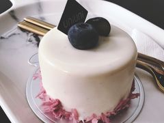 -UNI UNI(环亚凯瑟琳店)