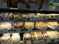 -红宝石·鲜奶小方·海派西点房(浦三店)