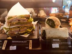 -星巴克(金谊广场店)