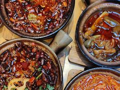 -有红鸡毛店·砂锅菜(抚琴夜市店)