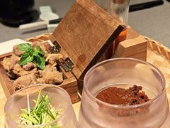 -左庭右院鲜牛肉火锅黑金店(陆家嘴中心店)