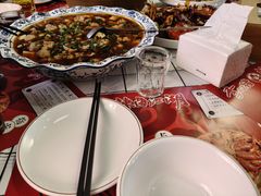 -李双猪·小龙虾·烧烤·羊肉煲(乐山店)