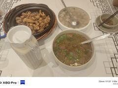-客家大院·非遗赣南客家菜(郁孤台店)