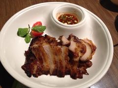炭烤猪颈肉（小份）-广州蕉叶(香港广场店)