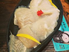 -老牌坊云南鱼豆花火锅(嵩山店)