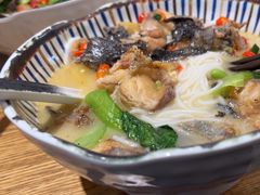 -鲜越鲜鱼粉(财富购物中心店)