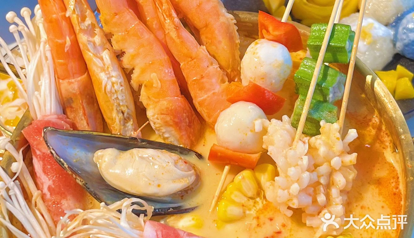湘潭好热🔥一下从重庆吃到了泰国！甜品更绝！