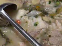 -严记小天府酸菜鱼(西四路店)