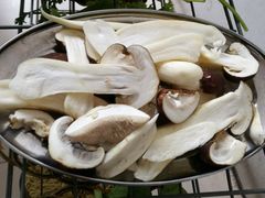 -老石黑山羊毛驴肉火锅(金凯广场店)