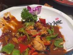 -百味地锅鸡(二店·财校分店)