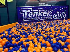 -Tenker Club弹刻极限主题公园 · 蹦床 · 团建 · 生日派对(大关店)