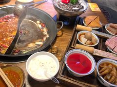 -萍姐火锅·公路夜市(武汉首店)