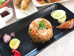 -邢泰记