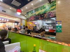 大堂-黑山牛肉汤火锅(花城汇店)