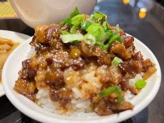 卤肉饭-壹等品霸王猪脚(世紀廣場旁)
