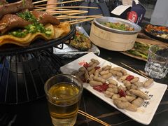 -何师烧烤Pro ·江湖川菜·小龙虾·精酿(太古里旗舰店)