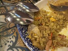 葡式咖喱崩沙牛腩配米饭-番茄屋葡式美食(总店)