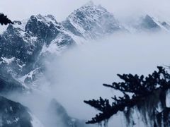 -石卡雪山