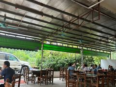 -聚友缘美食农庄