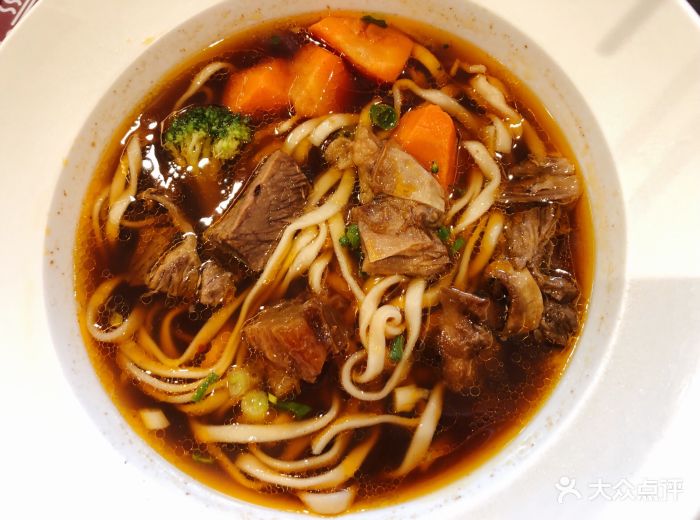 康师傅私房牛肉面(长城奥莱店)金牌半筋半肉面图片