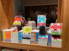 -百新书局(尚悦湾店)