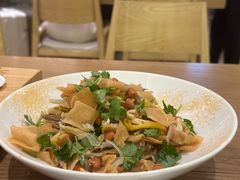 摇摇鸡2.0-粤集·手工粤菜(皇庭广场店)