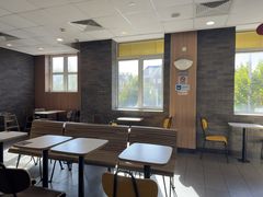 -麦当劳(杨林得来速店)