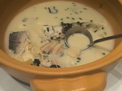 千岛湖鱼头汤-聚鑫阁江浙菜·非遗传承技艺(青村帝华园店)