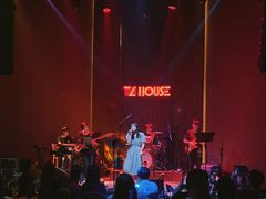 -TZ House音乐现场(来福士中心店)