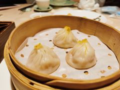 蟹粉小笼-成隆行·蟹王府(九江路店)