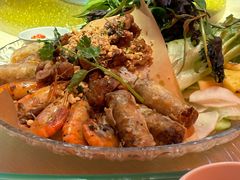 -大头虾越式风味餐厅(光明广场店)