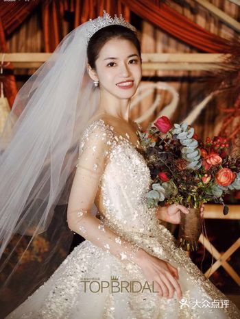 青岛婚纱|闪亮美纱  幸福人生中与你唯美陪伴