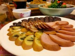 -闯关东东北农家菜(崂山石老人店)