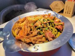 -徐记小怪兽肉蟹煲(中央大街店)