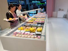 -好利来(上海长宁龙之梦店)
