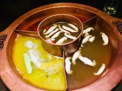 -滇釜火锅·能喝汤的火锅(车公庄店)
