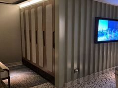 -浅深(世茂滨江精品店)
