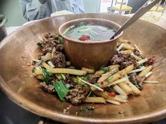 -牛喵喵铜锅牛肉馆