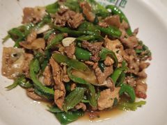 绿草地辣椒炒肉-绿草地·湘菜(7mall店)