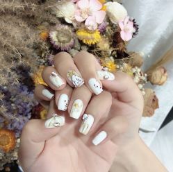 -兔猫ToMoreNails美甲美睫