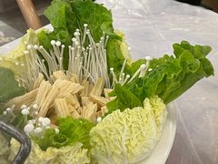 -霄汉牛三鲜湖北砂锅菜(万松园2店)