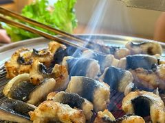 -围炉肉舍•炭烤活鳗•丹东海鲜烤肉(步行街店)