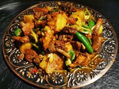 新疆特色大盘鸡-新疆儿子娃娃餐厅(锦华街店)