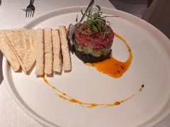 牛肉塔塔配牛油果黑橄榄酱-Solo(衡山路店)