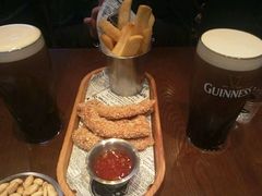 -Hooley's活利仕西餐厅(珠江新城店)