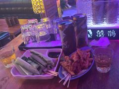 -喜鹊音乐酒馆(西街店)